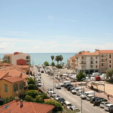 L'etoile De Mer