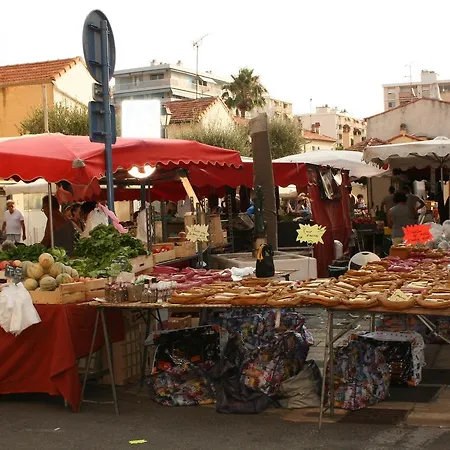L'etoile De Mer كانيو سور مير